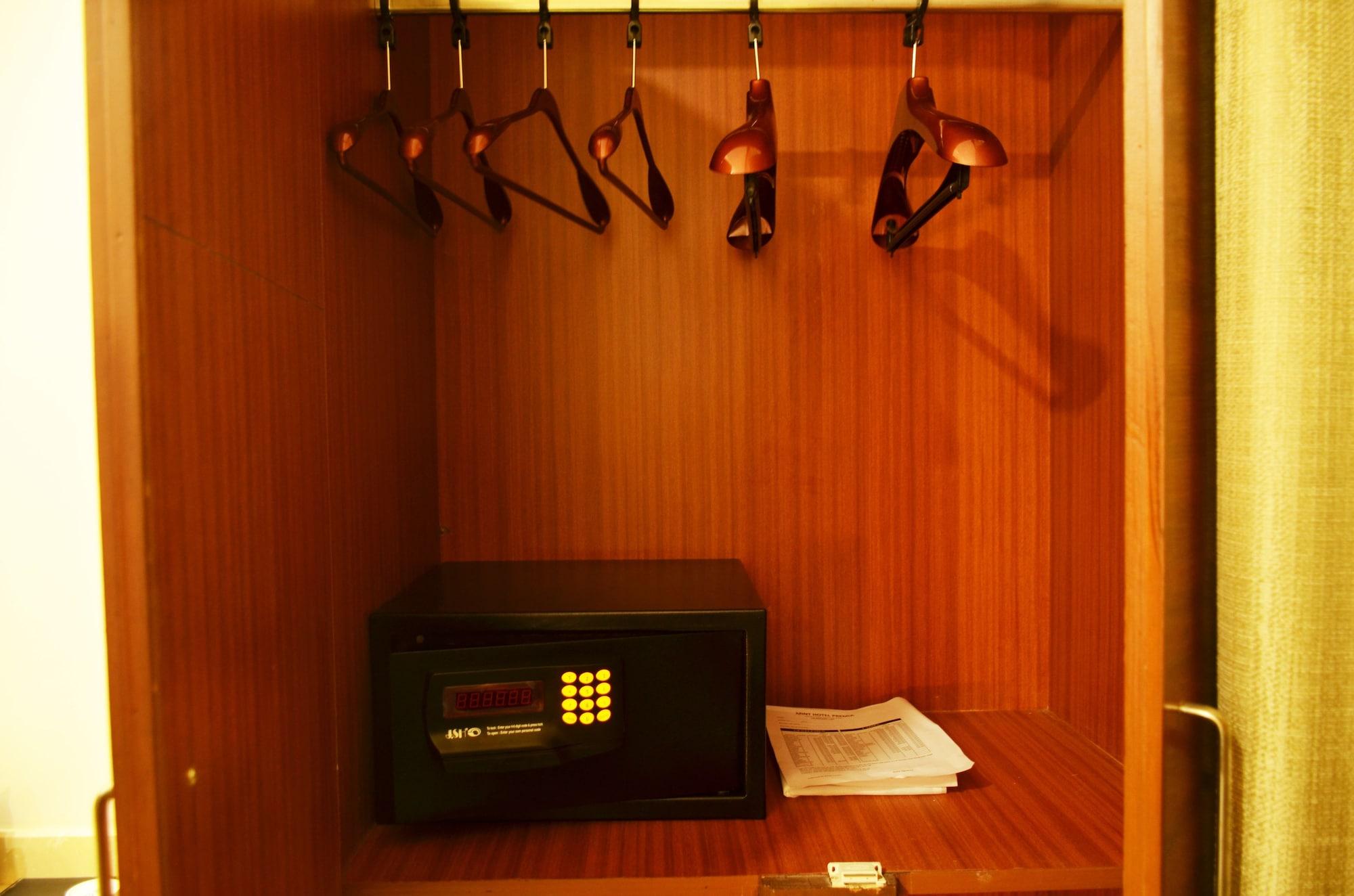 Mint Hotel Premia Chandigarh, Zirakpur Dış mekan fotoğraf